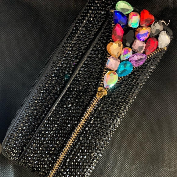 Handmade Zipper Wallet - Picture 3 of 3